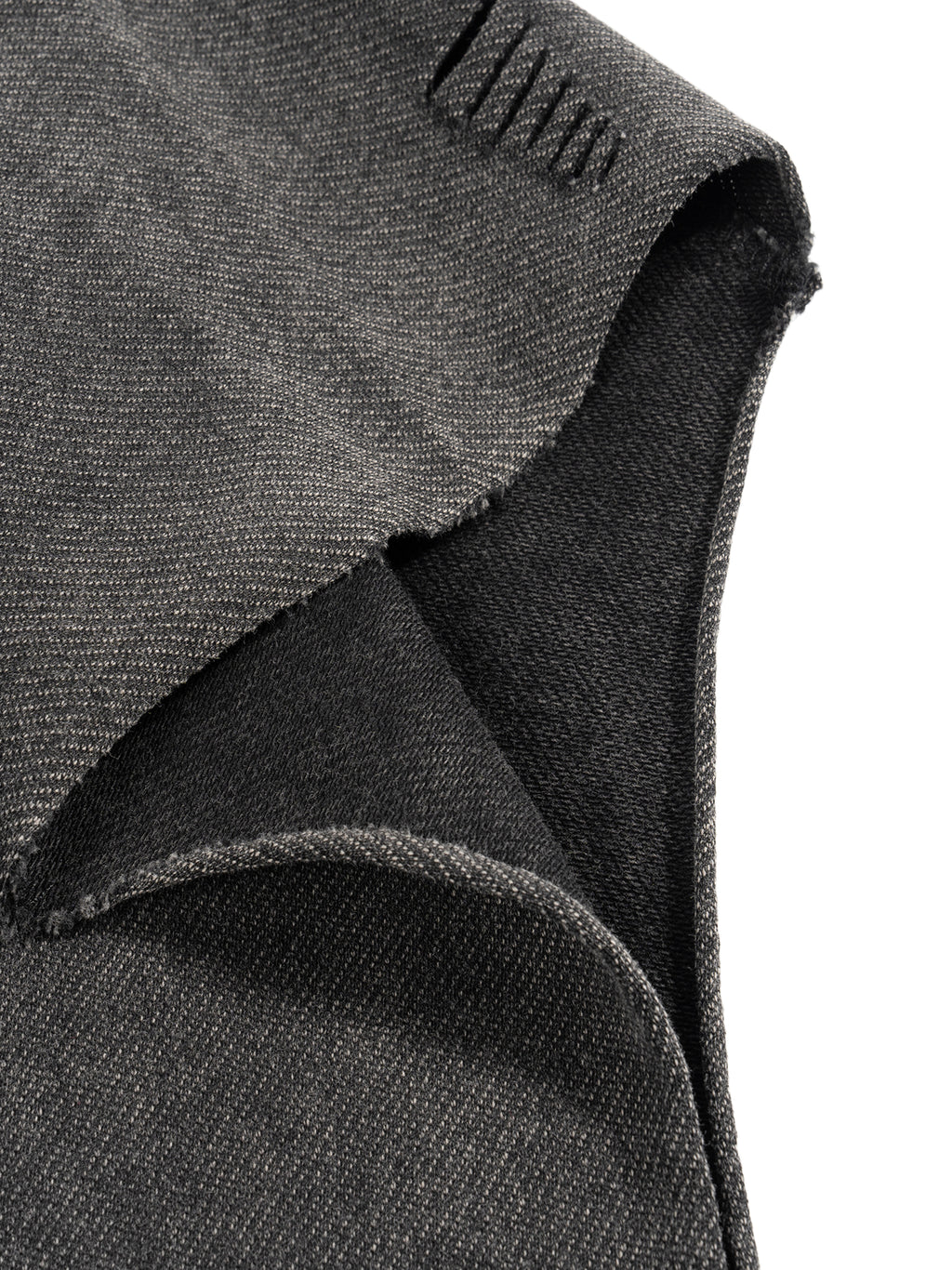 DEFIANCE Hooded Cutoff Tank