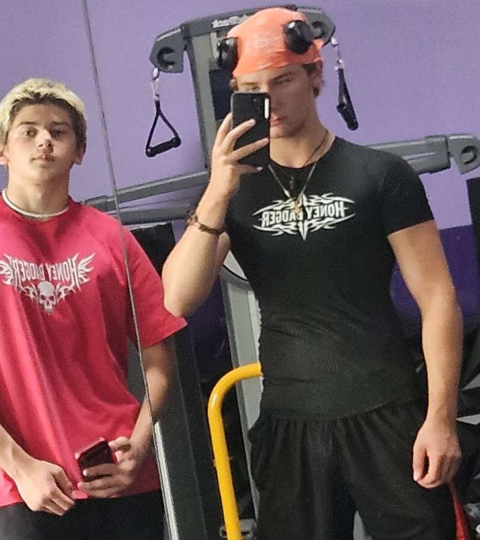 Y2K Short Sleeve Compression